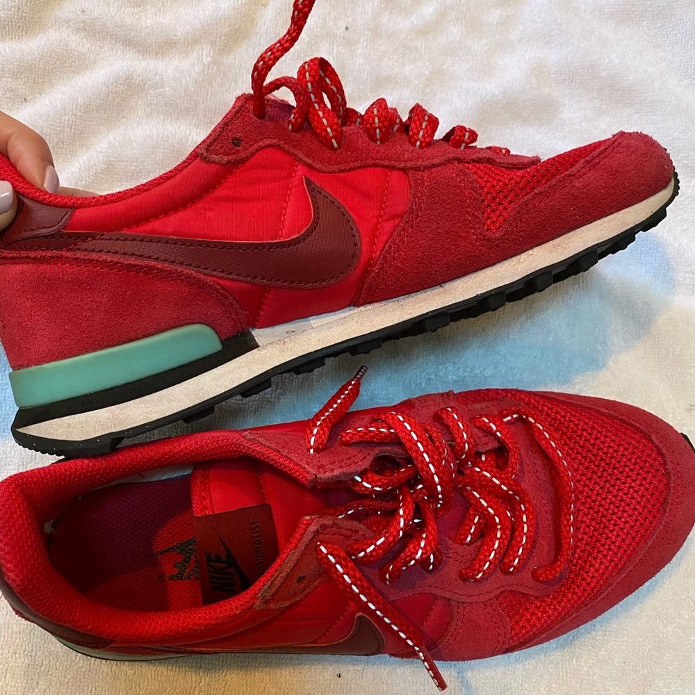 Nike internationalist for jcrew special edition